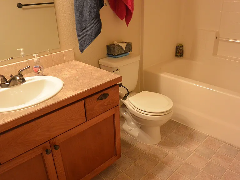 7610 NE 61st Way — Photo 10
