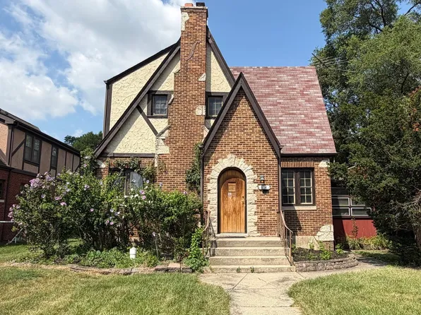 824 S Clifton Ave, Park Ridge, IL 60068