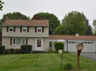 39 Braintree Rd, West Springfield, MA 01089