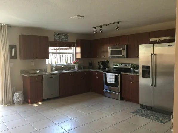 15285 SW 30th Ter, Miami, FL 33185