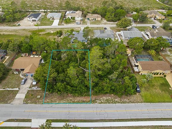 3rd image of 6011 Freeport Dr Lot 6