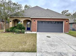 17127 Sills Dr, Prairieville, LA 70769