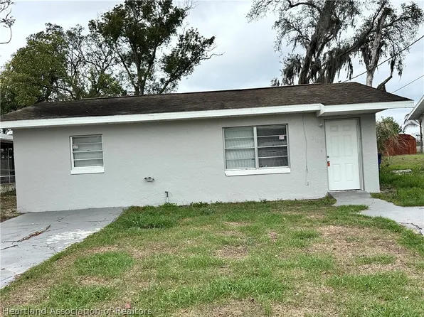 2107 Rainbow Ave, Sebring, FL 33870