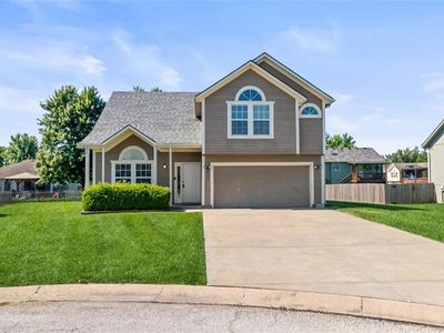 2103 Patti Ln, Greenwood, MO, 64034