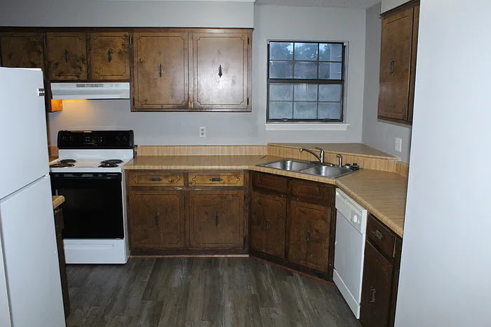 446 Pheasant Run Dr — Photo 25