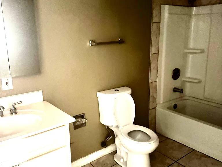 4626 E Dayton Ct — Photo 4