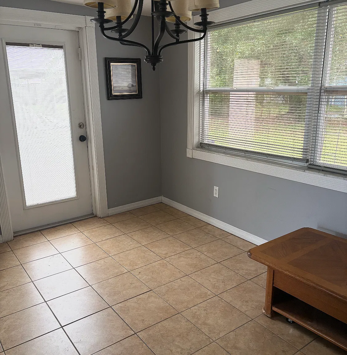 3 bed, 1300 sqft, $1,475 — Photo 3