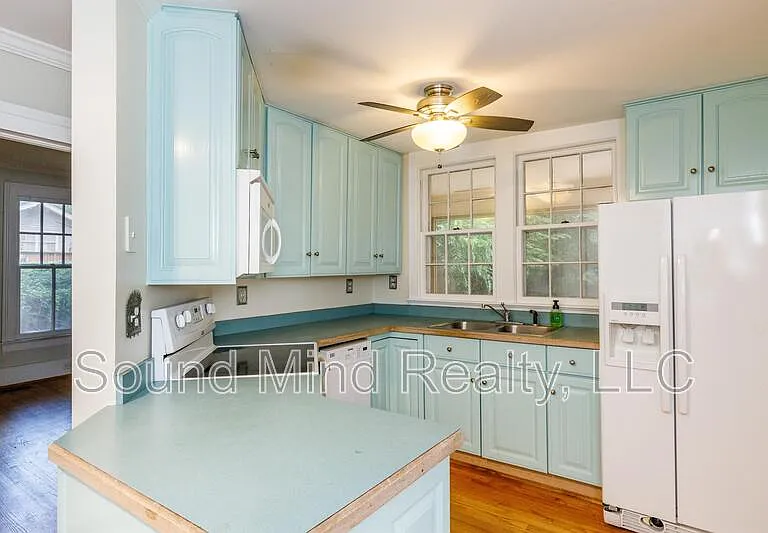1514 Fairview Rd — Photo 17
