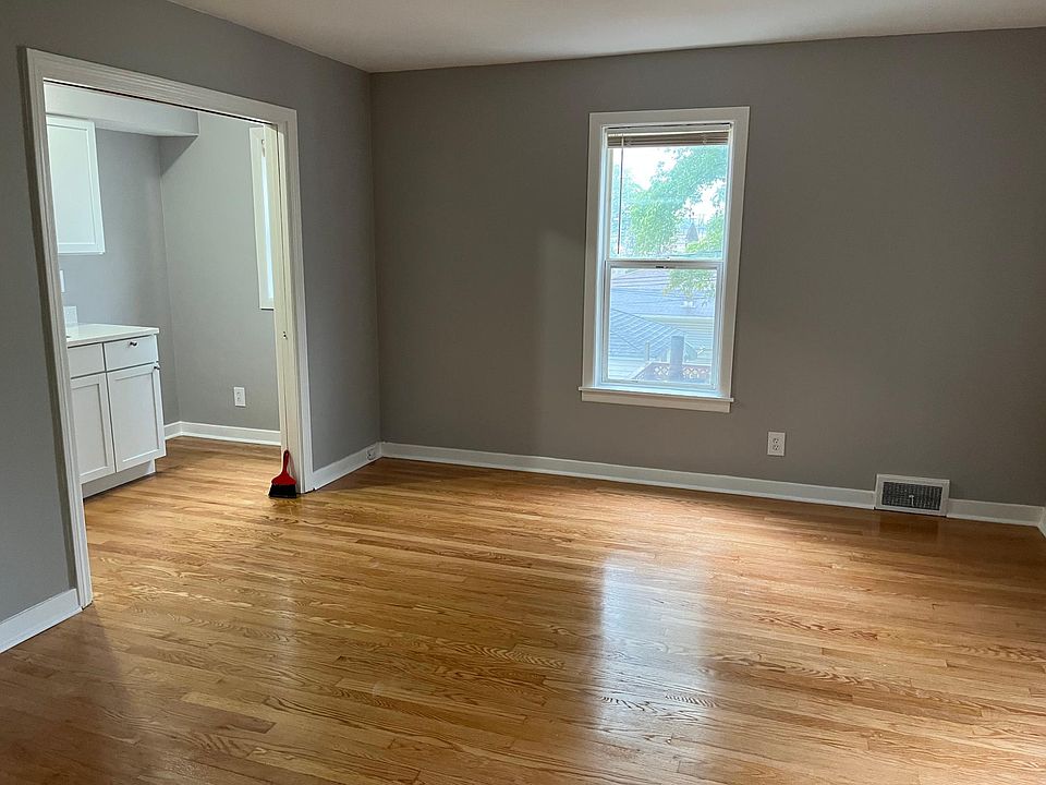 1st image of 1349 Brown Ave #2S
