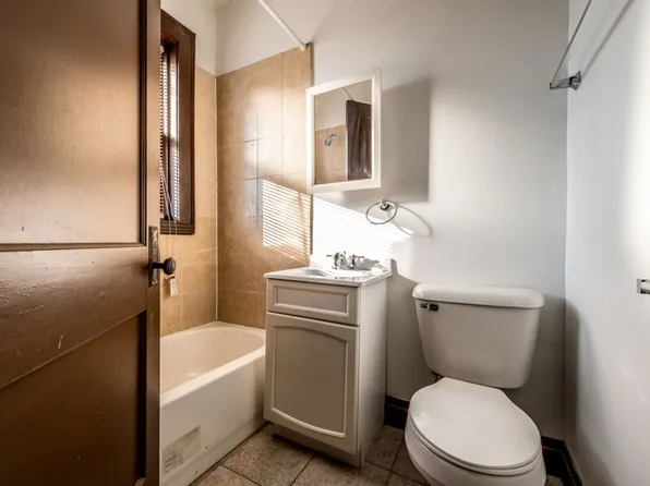 6306 S Fairfield Ave Chicago, IL 60629