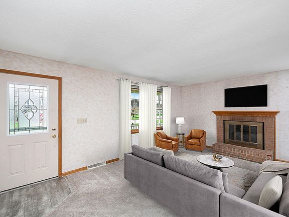 5th image of 309 Quail Ridge Ct