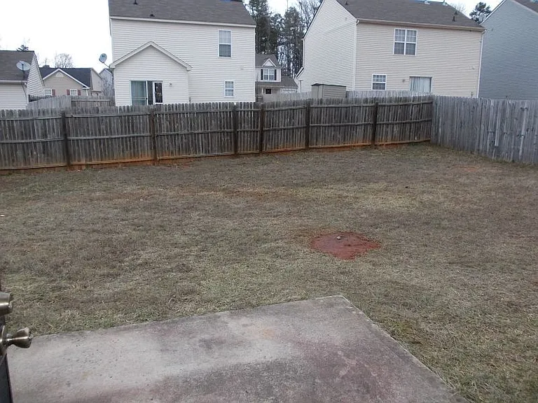 1426 Peach Park Ln — Photo 15