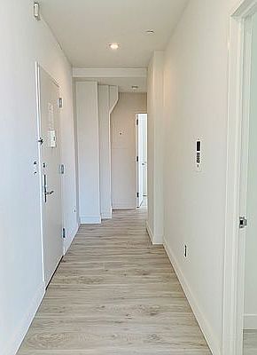 3rd image of 229 W 60th St Penthouse C