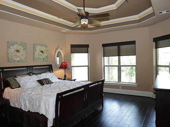 5th image of 2802 Veneto Ct