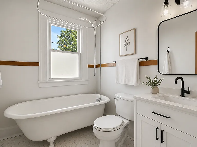 Broadview TownHomes — Photo 4