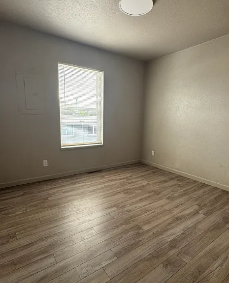 Bedroom_1