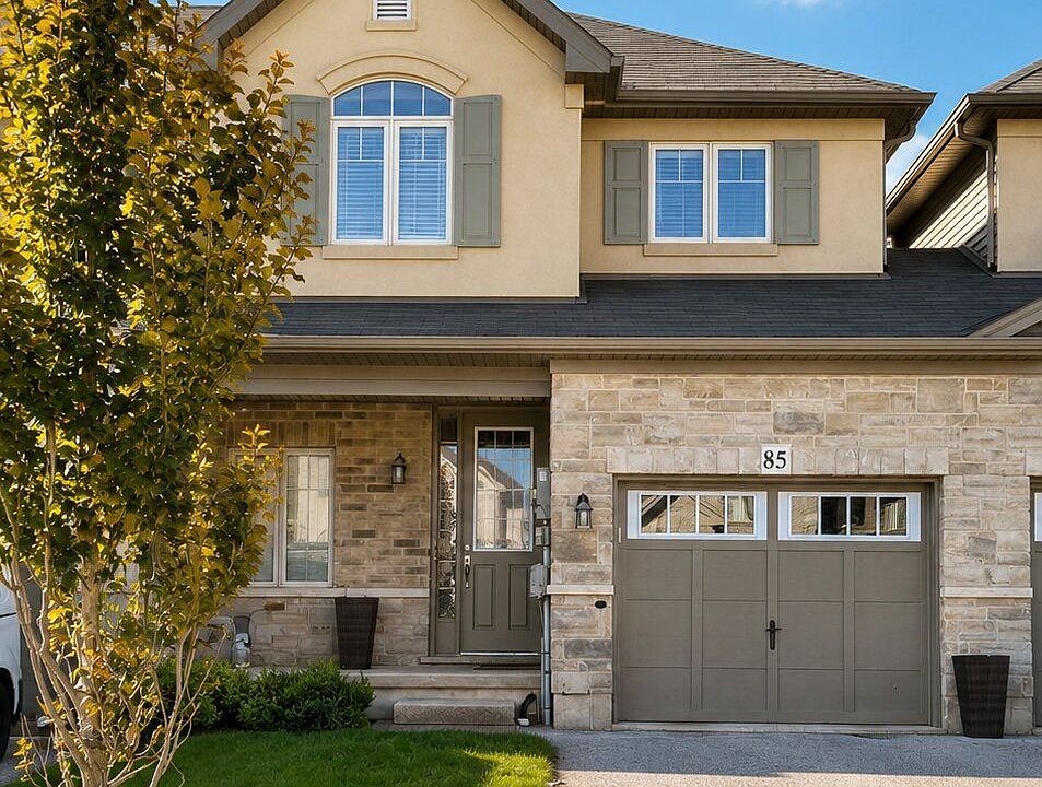 1st image of 85 Sexton Cres