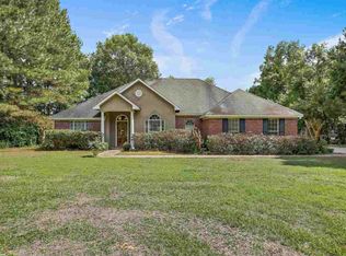 378 Springridge Pl, Yazoo City, MS 39194