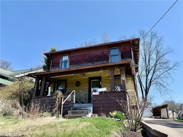 677 Eastland Ave, Akron, OH 44305