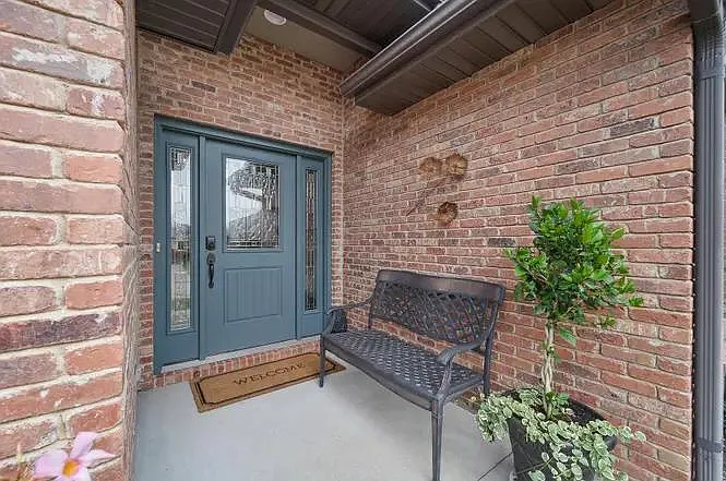 1808 Trellis Lane — Photo 2