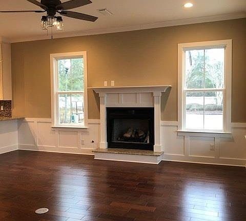 2nd image of 3504 Fishermans Ct