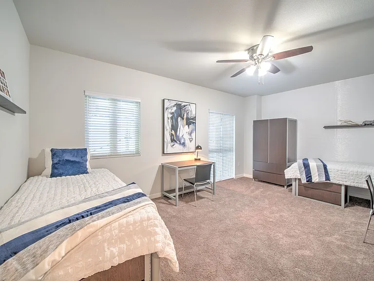 EXPERIENCE The Den & ALL it has to Offer! Now leasing for June 2026! — Photo 16