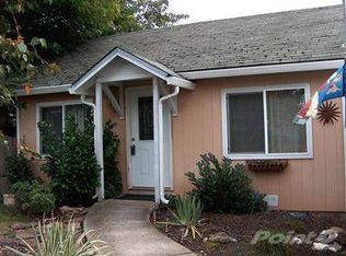 3070 Lone Pine Rd, Medford, OR 97504