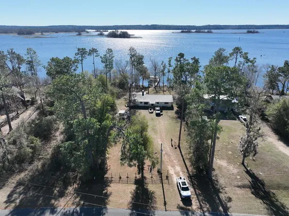 2395 Seminole Shores Rd, Donalsonville, GA 39845