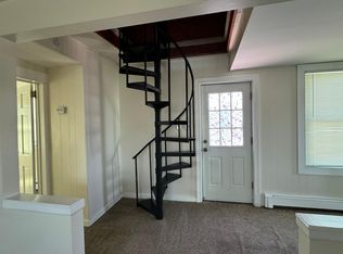 526 Folsom Ave, Folsom, PA 19033