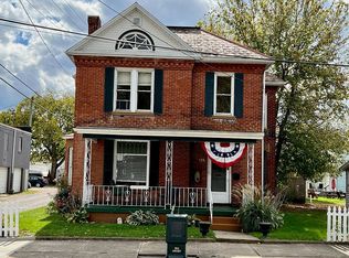 136 W Walnut St, Lancaster, OH 43130