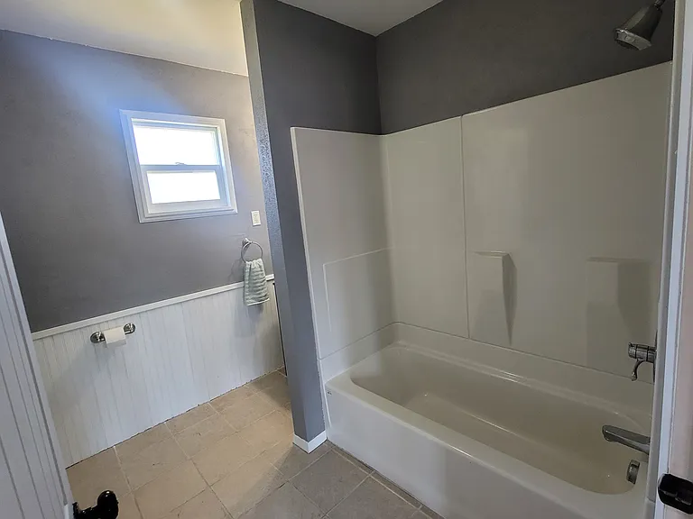 1010 N Lake Rd — Photo 6