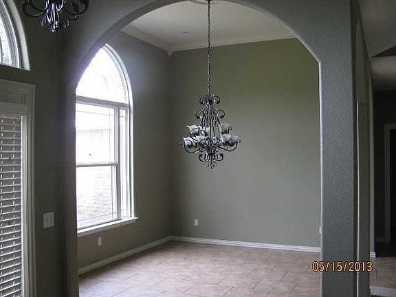 3rd image of 503 Maci Ct