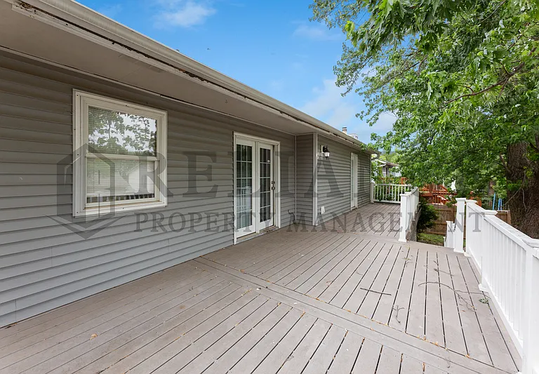 2021 S Flynn St — Photo 2
