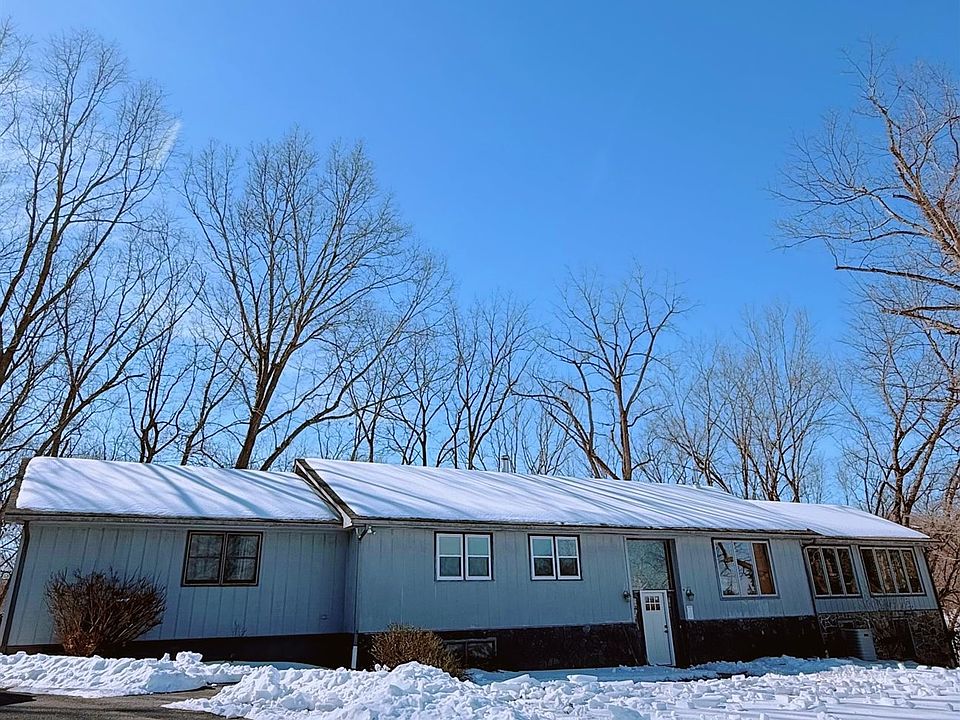 1st image of 37 W Hill Farm Dr