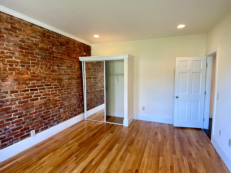 22 Hemenway St #1 — Photo 5