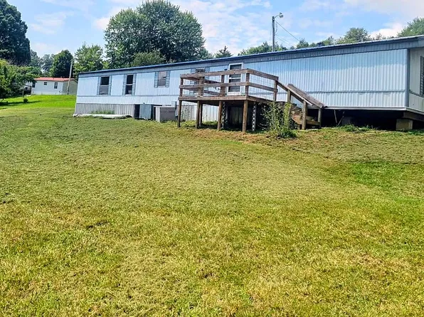 210 Blake Ln, Tazewell, TN 37879