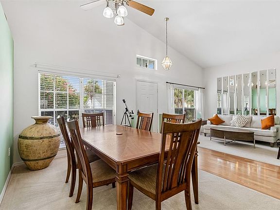 5th image of 923 Hunter Ln