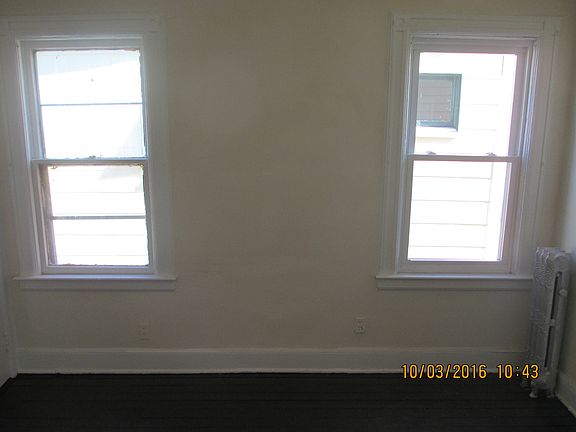 3rd image of 181 N 18th St #2
