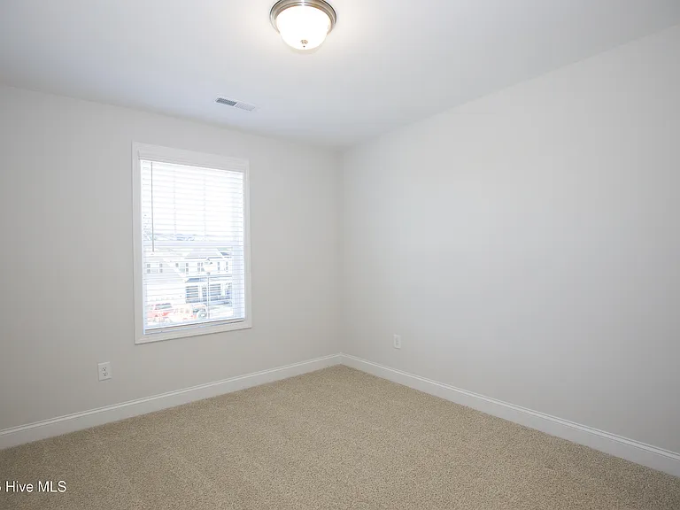 660 Avenue Of The Carolinas — Photo 67