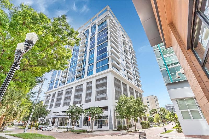 1st image of 260 Osceola Ave #1010