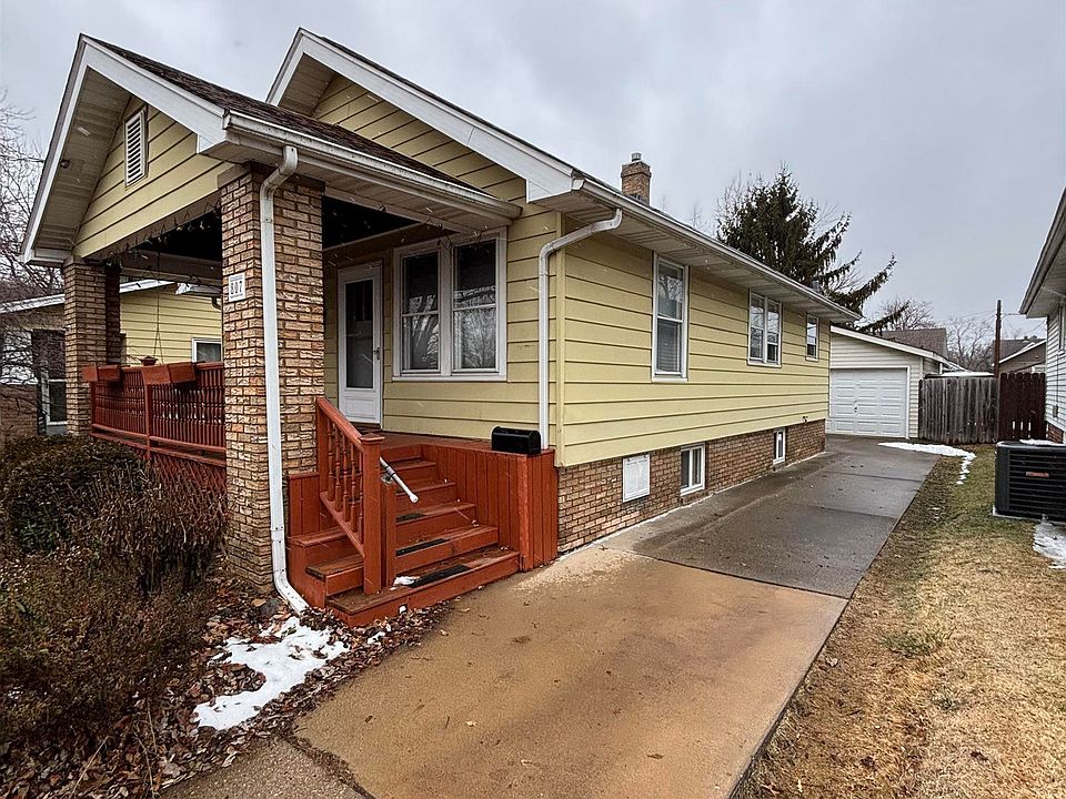 1st image of 807 W Corrington Ave
