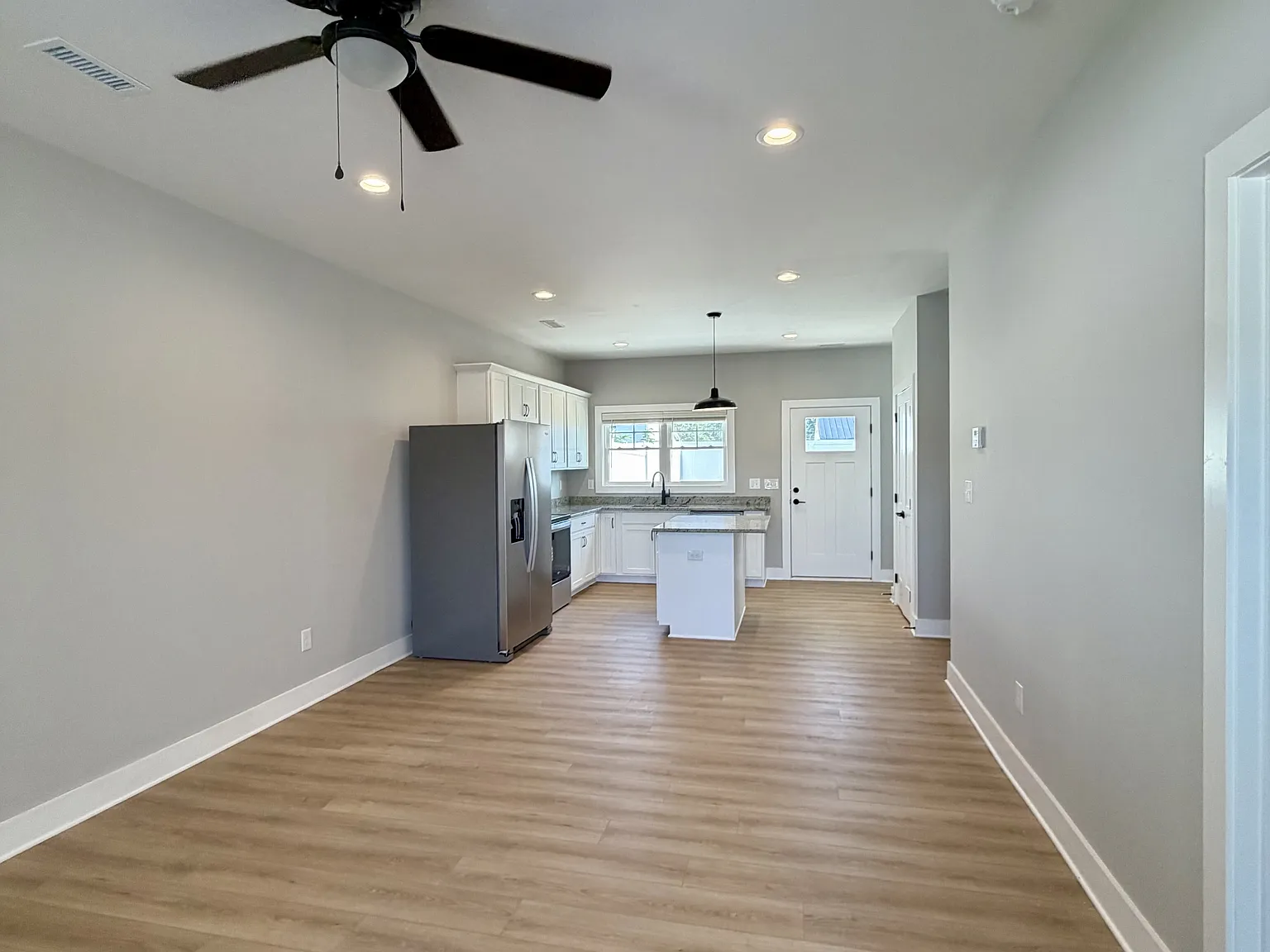 77 Shelor Drive - C — Photo 2