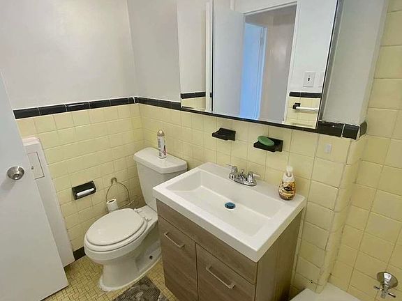 2nd image of 9819 64th Ave APT 8C