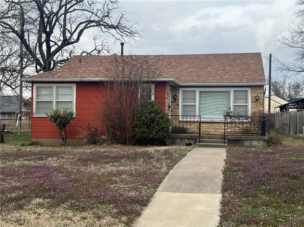 206 W Bradley St, Sedan, KS 67361