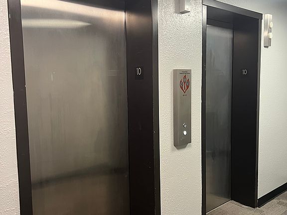 4th image of 2754 Kuilei St APT 1004