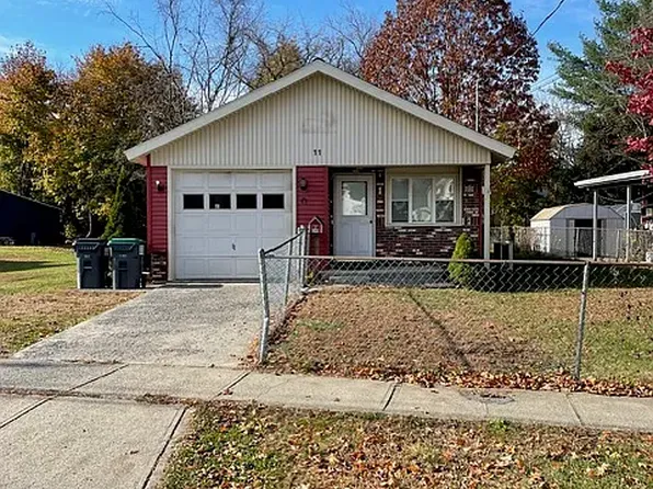 14 Staple St, Glens Falls, NY 12801