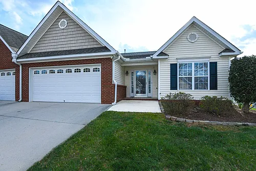 5011 Harness Ln Photo 1