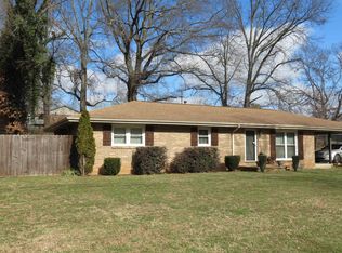 4405 Center Dr, Florence, AL 35630