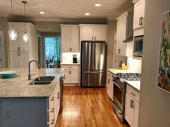 2nd image of 8602 Pennington Ct
