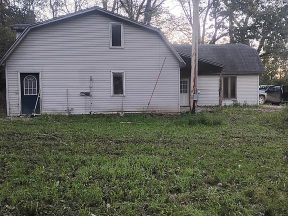 2nd image of 2557 290th St